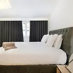 1869 Principe Real House 4* Lisboa