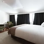 1869 Principe Real House Bed & Breakfast 4*