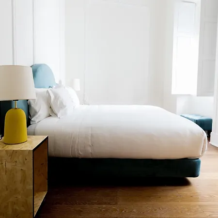 ベッド・アンド・ブレックファスト 1869 Principe Real House