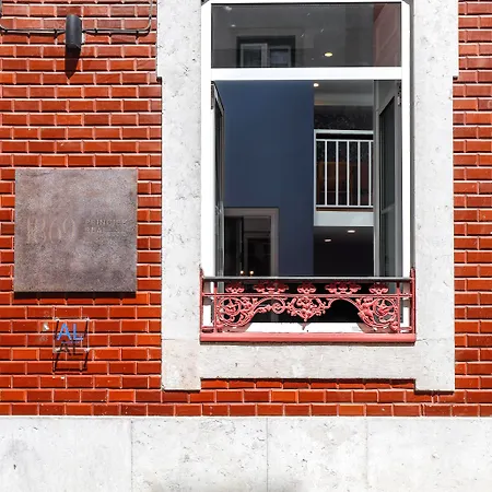 1869 Principe Real House 4* Lissabon