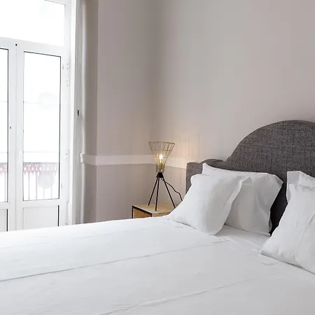 1869 Principe Real House 4* Лиссабон